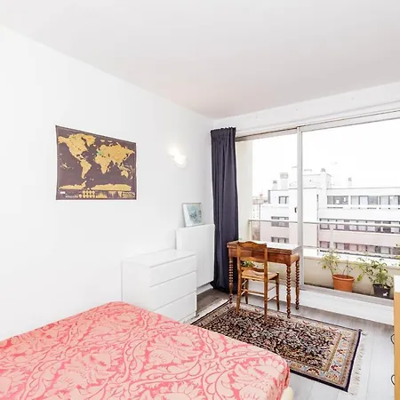 Nice 35m With Balcony In Near Paris
